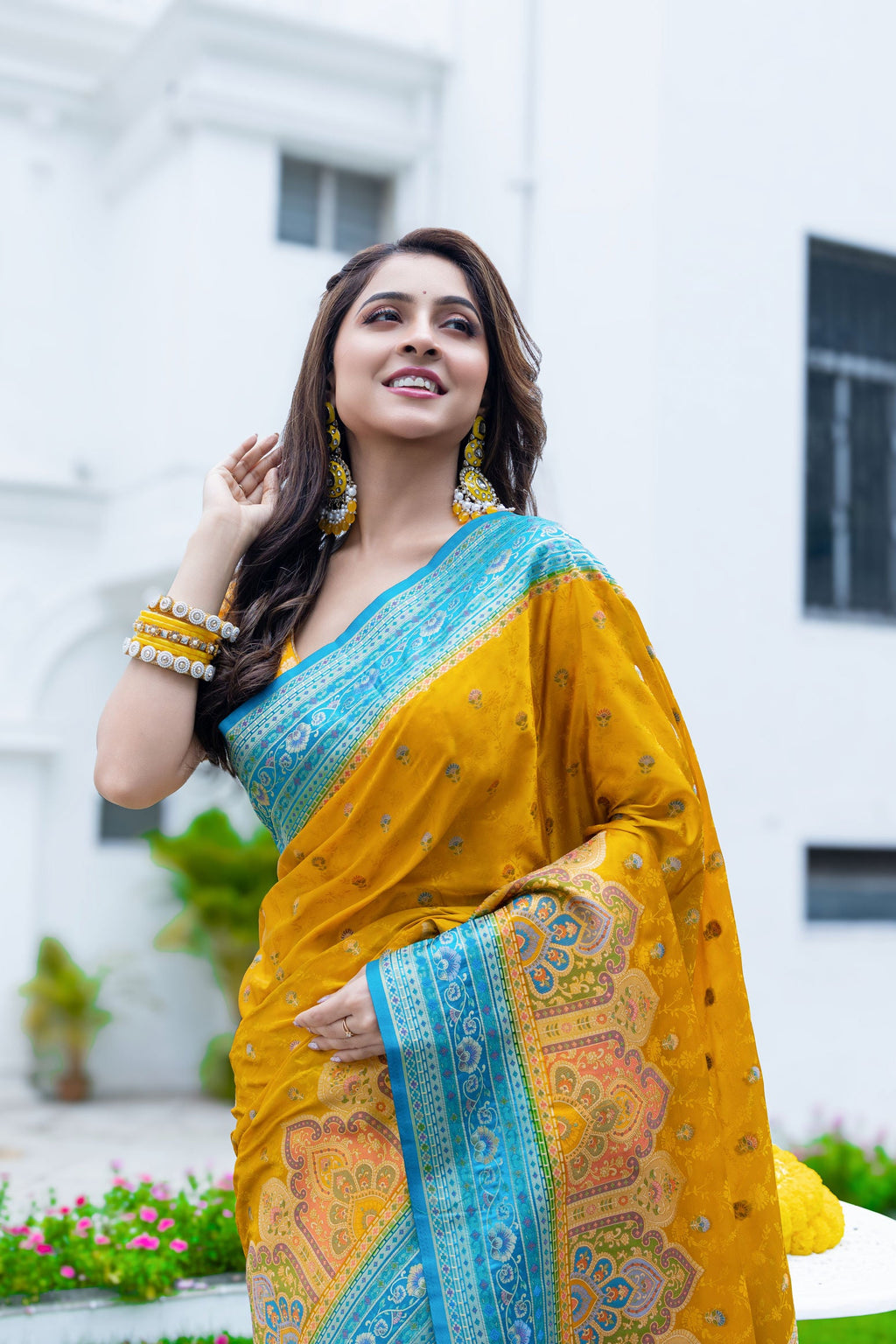 Mukutve Satin Noorani