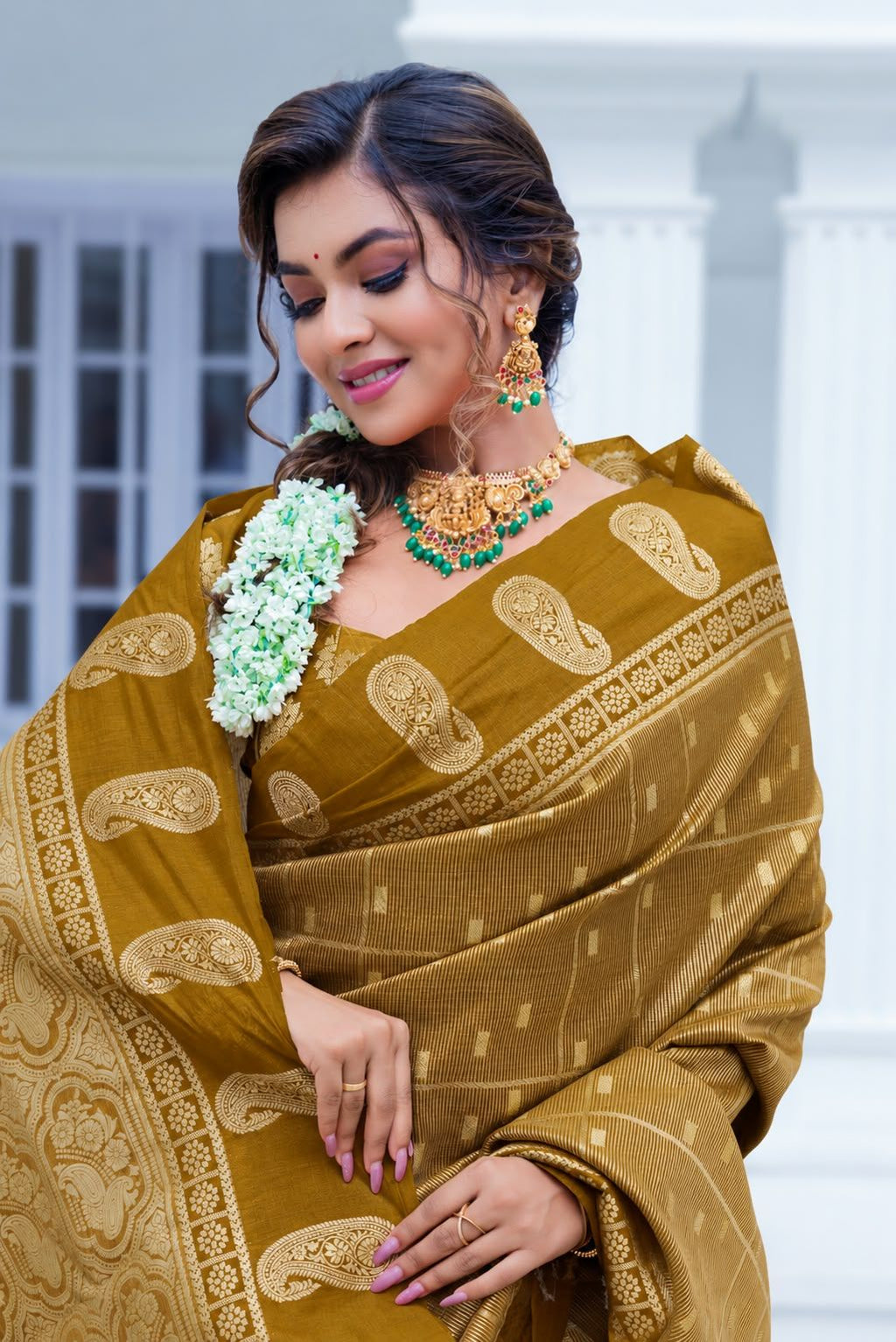 Mukutve Tissue Rupmanjuri