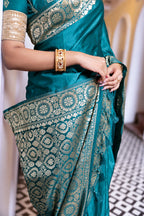 Mukutve Satin Shringara