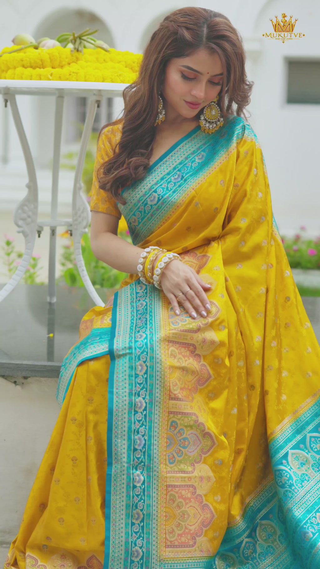 Mukutve Satin Noorani